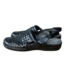 SOFTWALK Women's SALINA WOVEN Slingback Navy Blue Leather Sandal 10 Narrow